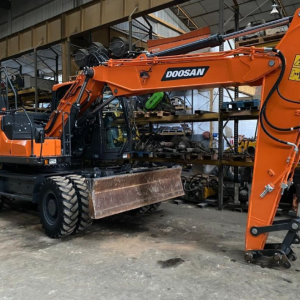 DOOSAN DX160-7 REF. AU2503003